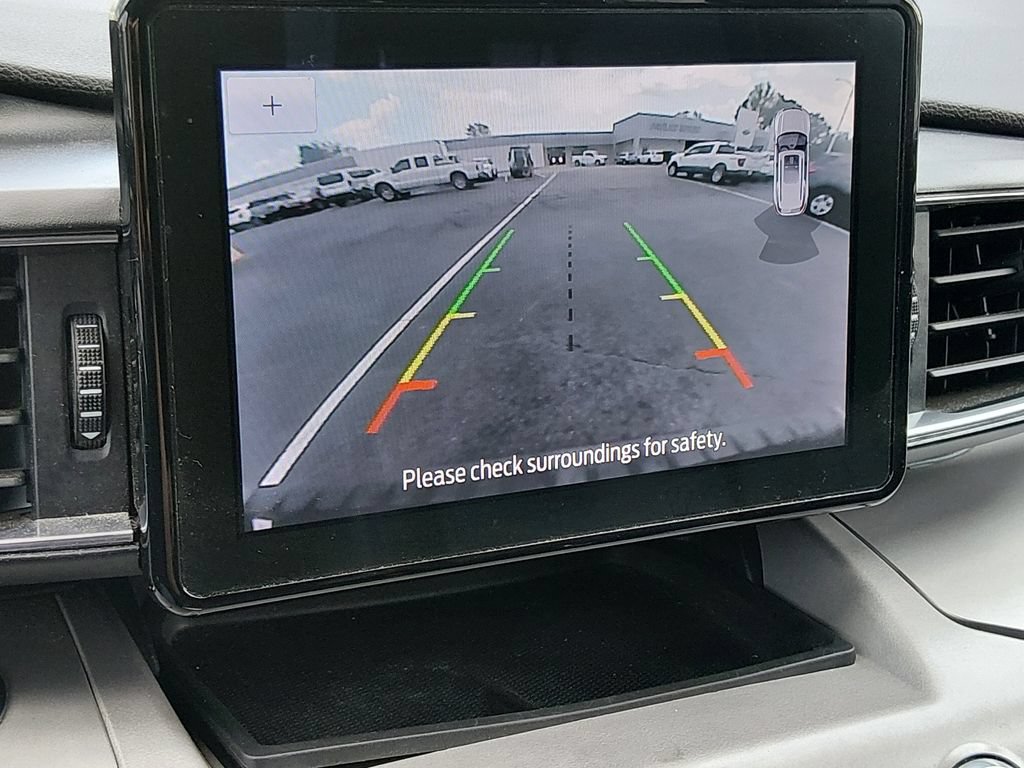 Certified 2023 Ford Explorer XLT w/ Equipment Group 202A AWD/4WD image 18