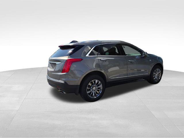 Used 2018 Cadillac XT5 Luxury w/ Driver Awareness Package AWD/4WD image 2