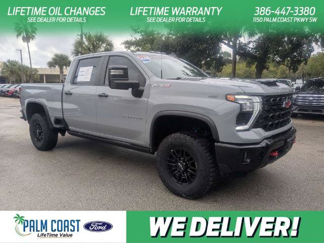 Used 2025 Chevrolet Silverado 2500 ZR2 w/ Technology Package AWD/4WD image 1