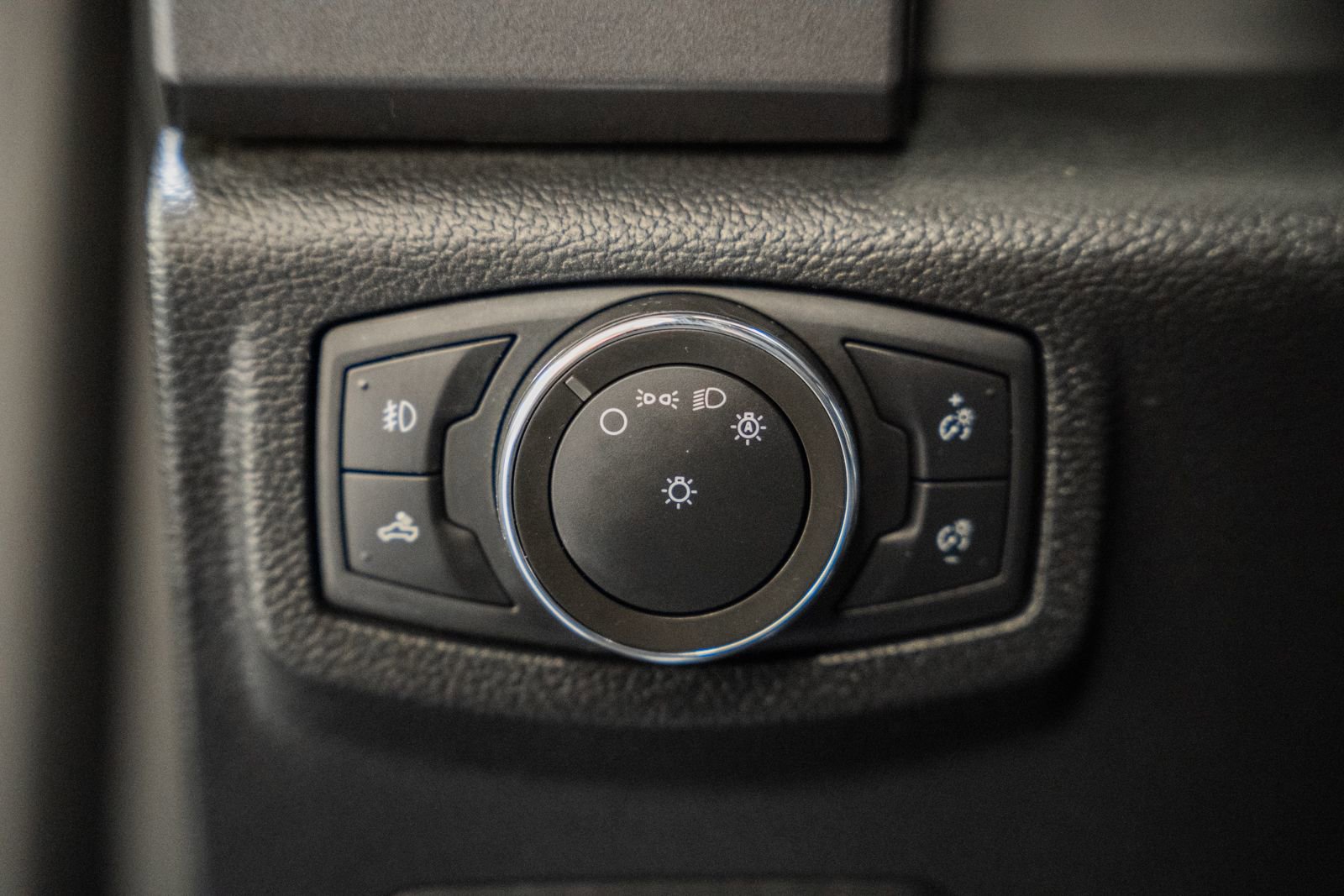 Certified 2020 Ford F150 XLT w/ Equipment Group 302A Luxury image 48