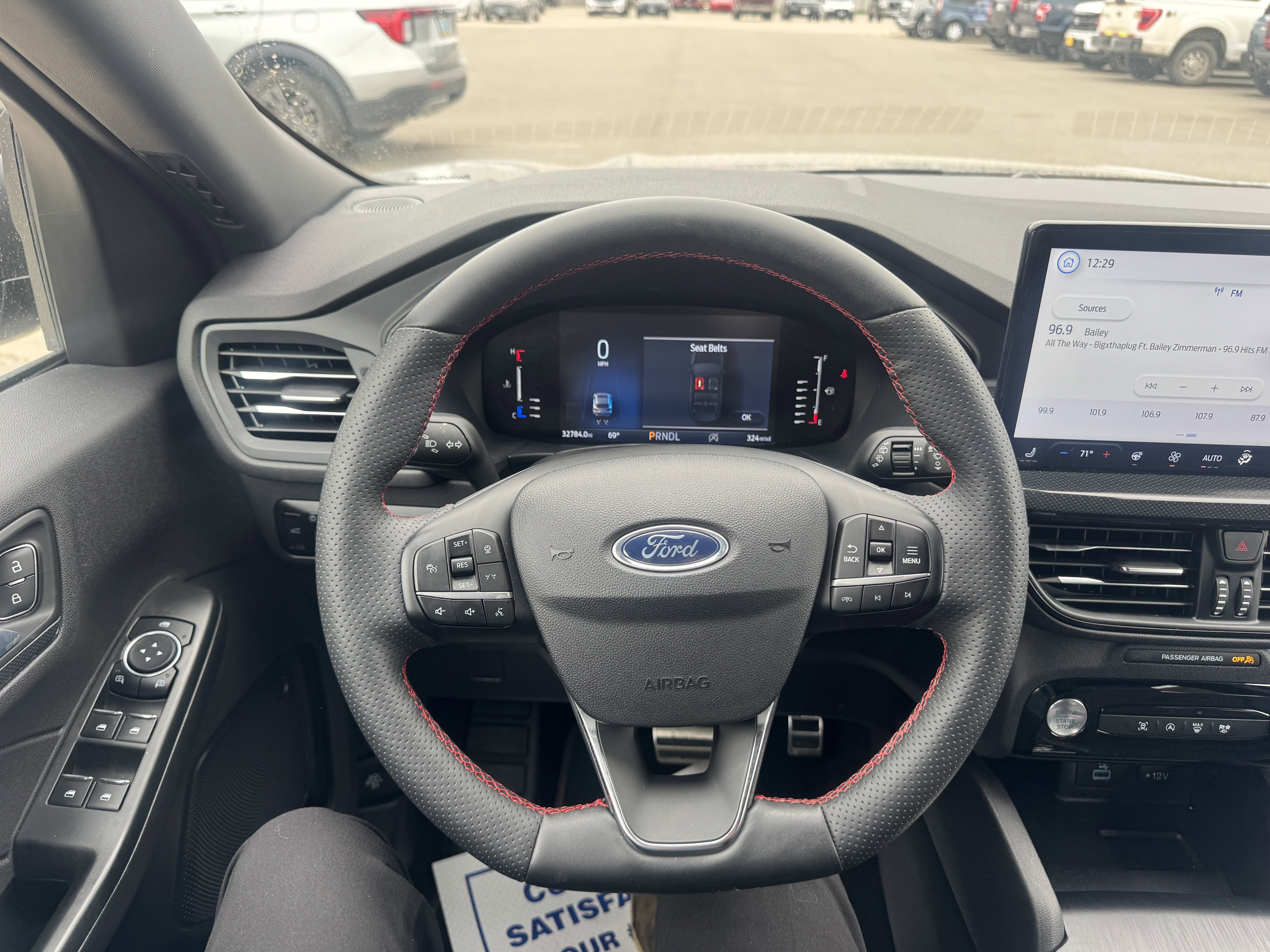 Certified 2023 Ford Escape ST-Line w/ Tech Pack #1 AWD/4WD image 9