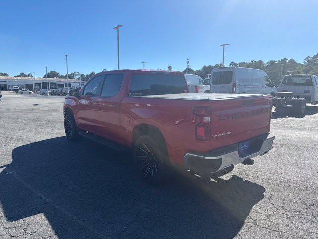Used 2021 Chevrolet Silverado 1500 LT w/ Z71 Off-Road Package AWD/4WD image 5