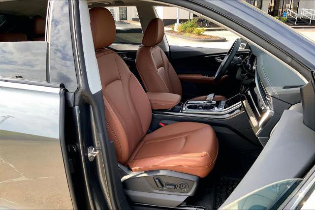 Used 2023 Audi Q8 Prestige AWD/4WD image 11