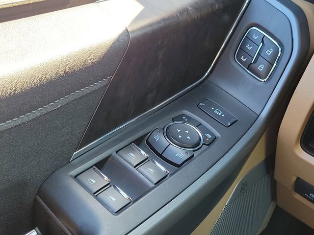 Certified 2023 Ford F250 Lariat w/ Lariat Ultimate Package image 22