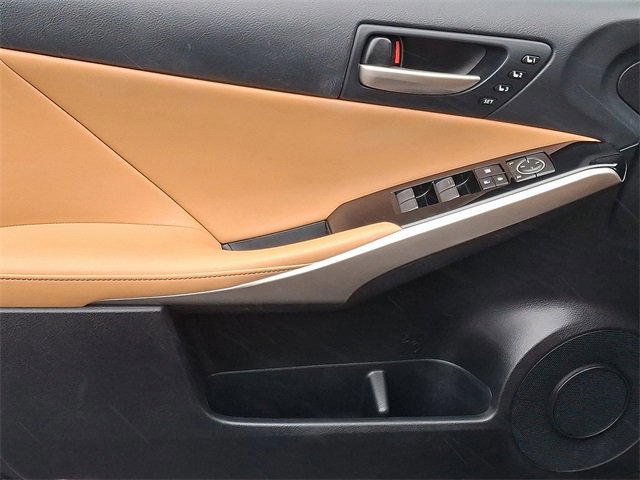 Used 2018 Lexus IS 300 w/ Comfort Package image 12