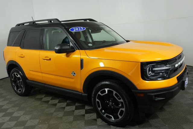 Certified 2023 Ford Bronco Sport Outer Banks w/ Tech Package image 1