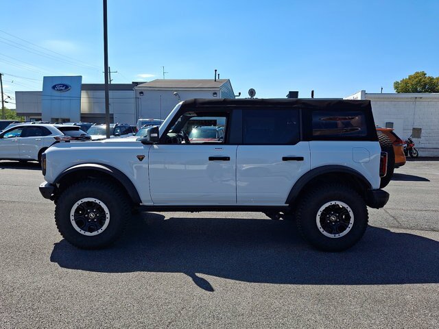 Certified 2022 Ford Bronco Badlands AWD/4WD image 4