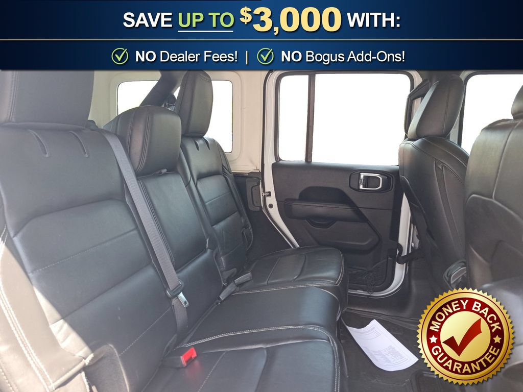 Used 2019 Jeep Wrangler Unlimited Sahara AWD/4WD image 22