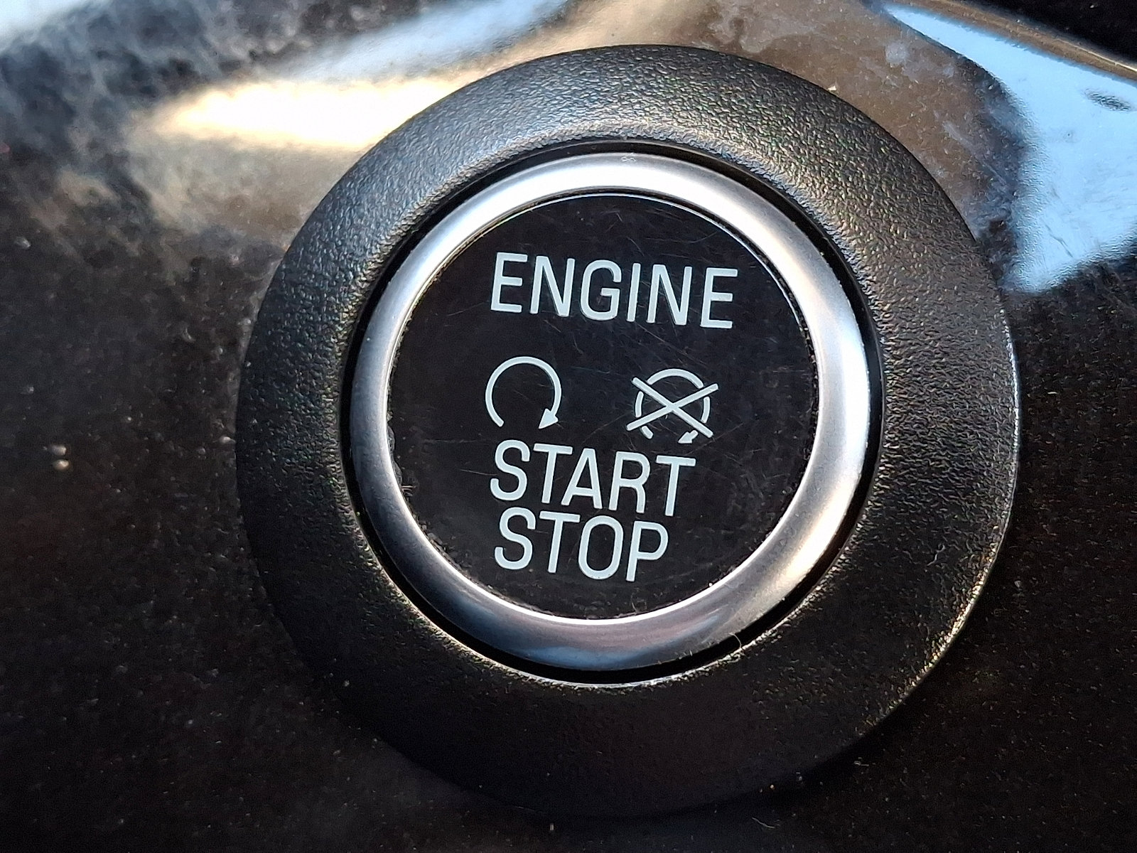 Certified 2019 Ford Escape Titanium image 36