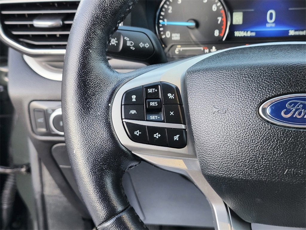 Certified 2022 Ford Explorer XLT w/ Equipment Group 202A image 30
