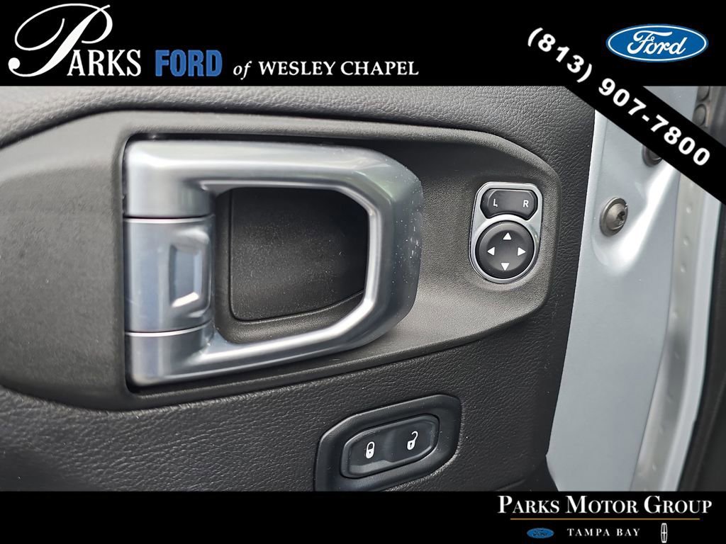 Used 2022 Jeep Wrangler Unlimited Sahara w/ LED Lighting Group image 16