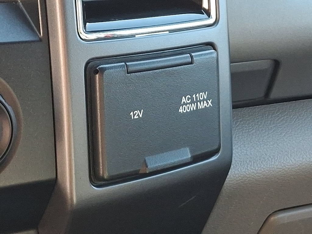 Certified 2020 Ford F250 XLT w/ XLT Premium Package AWD/4WD image 25