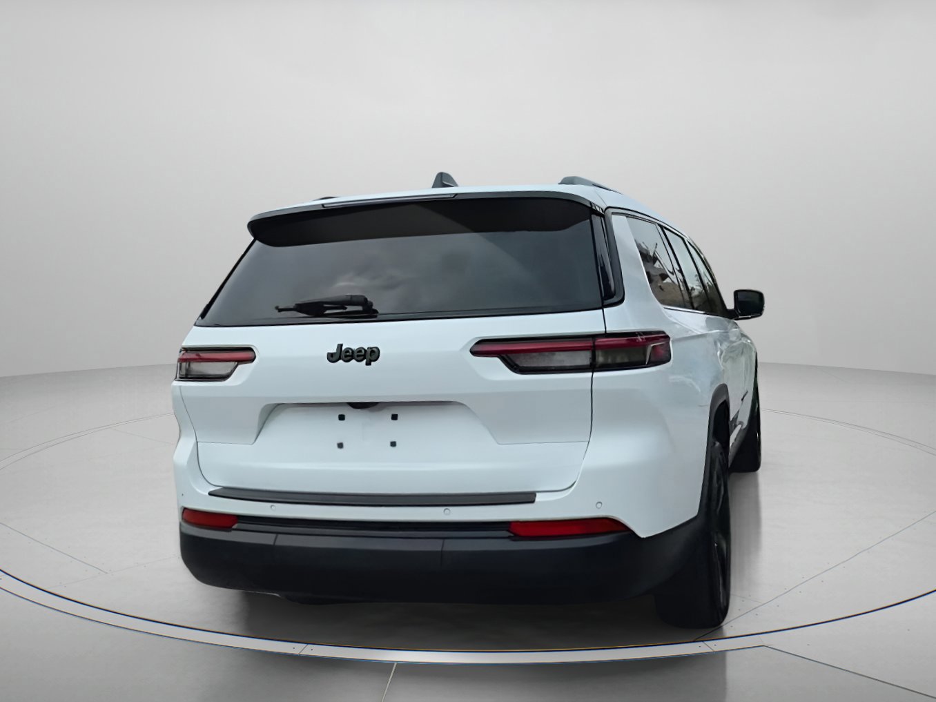 Used 2025 Jeep Grand Cherokee L Altitude image 18