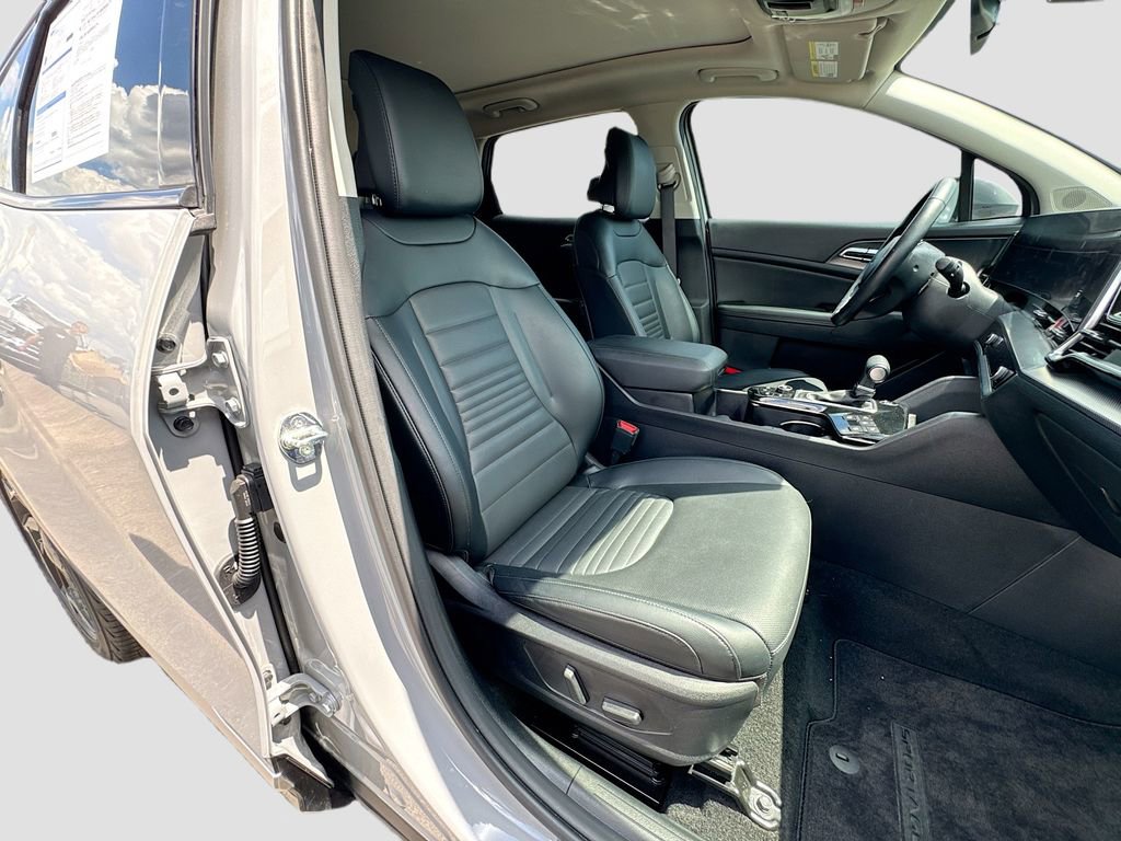 Used 2024 Kia Sportage SX FWD image 33