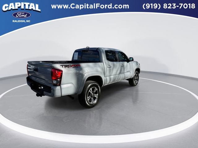 Used 2019 Toyota Tacoma TRD Sport image 8