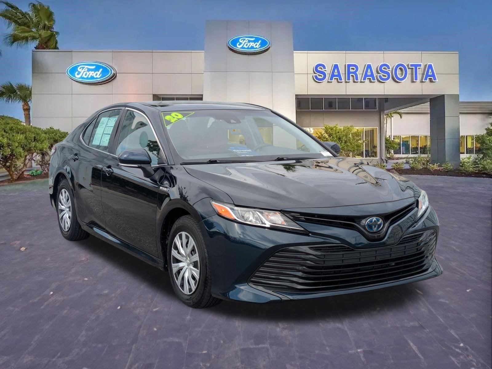 Used 2020 Toyota Camry LE w/ Fleet Convenience Package FWD image 1
