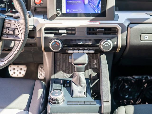 Used 2024 Toyota Tacoma TRD Sport image 29