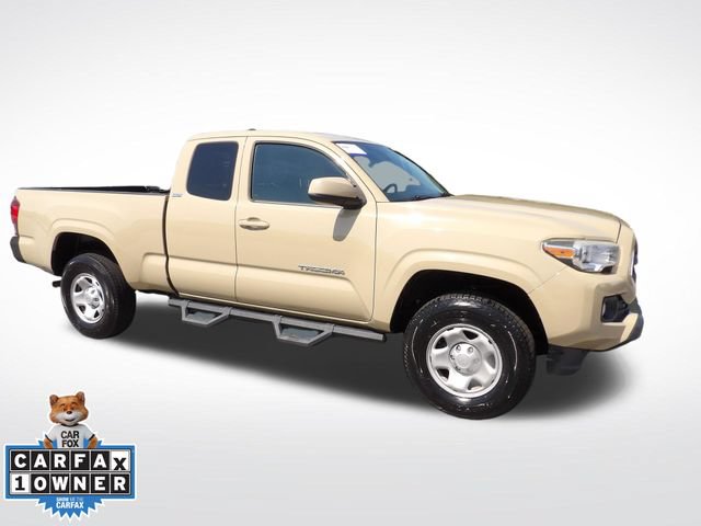Used 2018 Toyota Tacoma SR5 RWD image 16