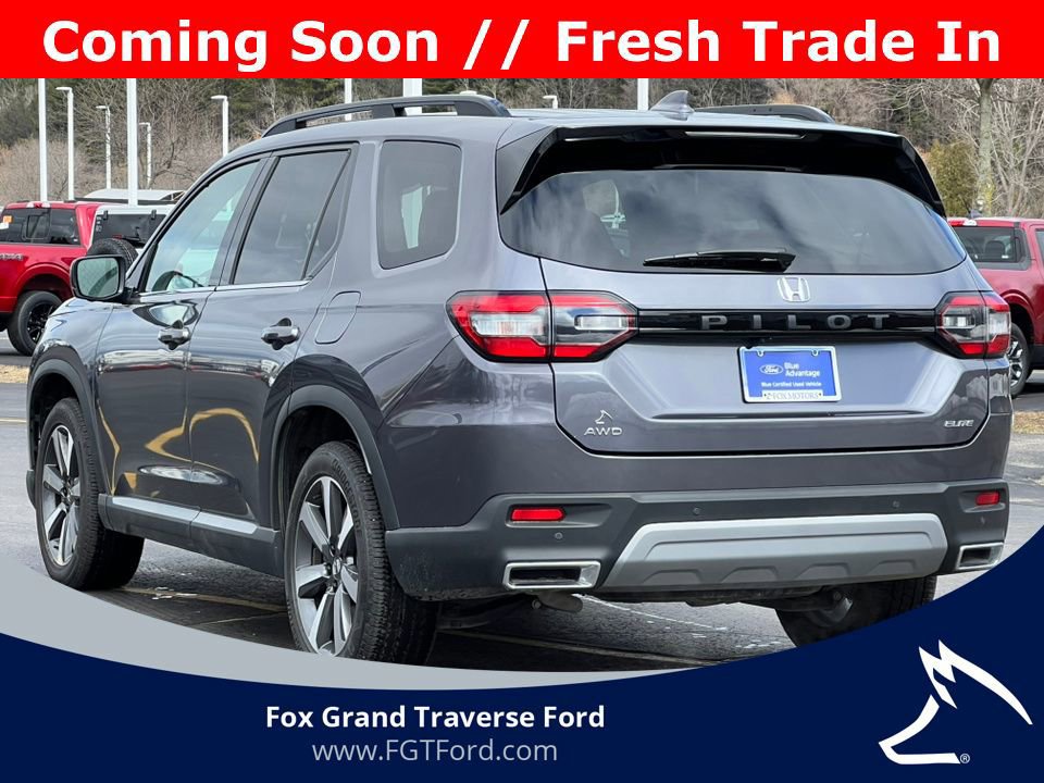 Used 2024 Honda Pilot Elite image 4