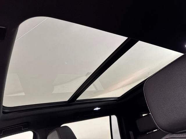 Used 2023 Chevrolet Suburban RST w/ Sport Performance Package AWD/4WD image 11