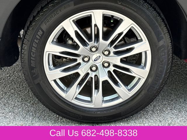 Certified 2025 Ford Explorer Platinum RWD image 9