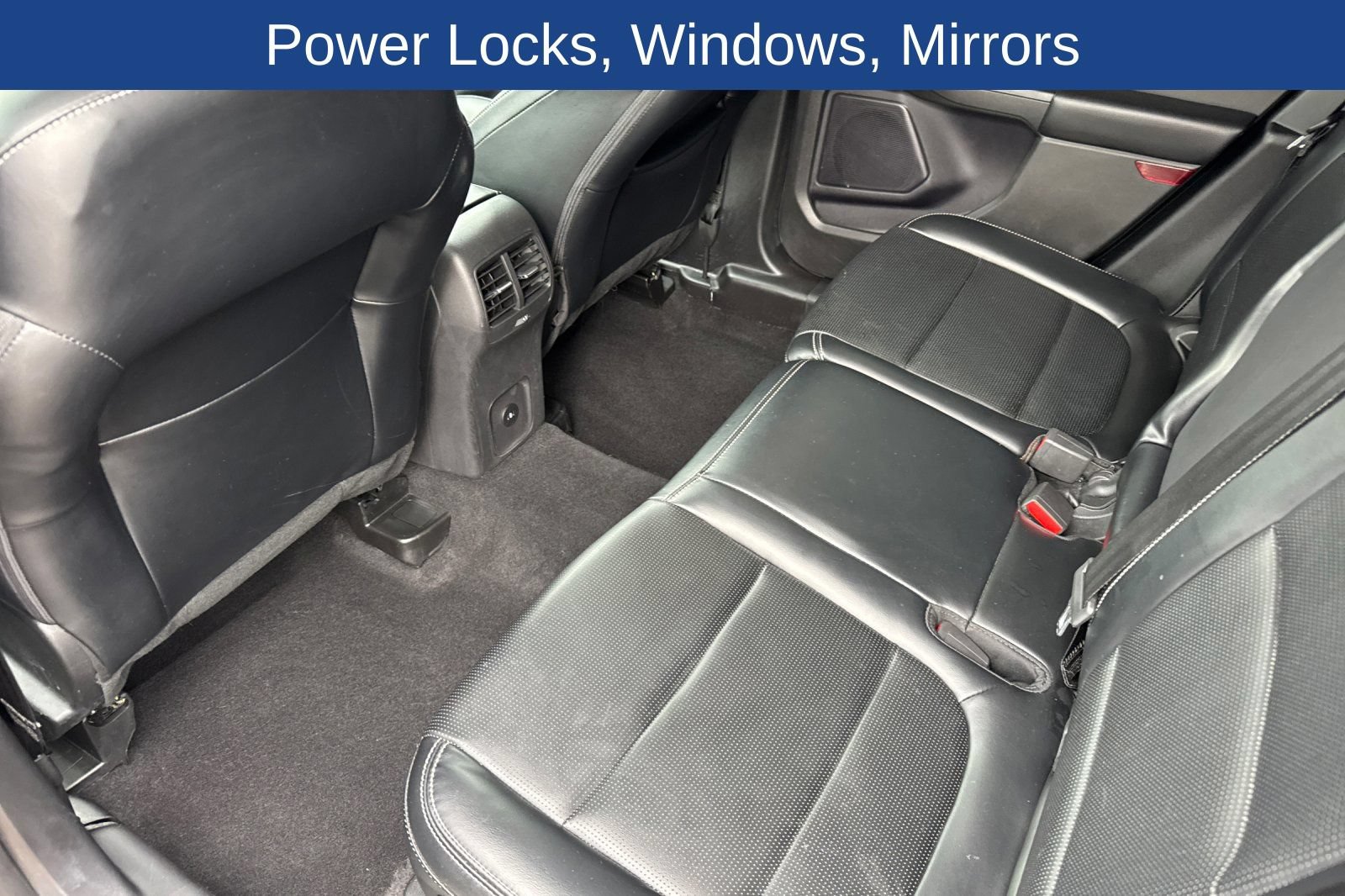 Certified 2023 Ford Escape Platinum AWD/4WD image 16