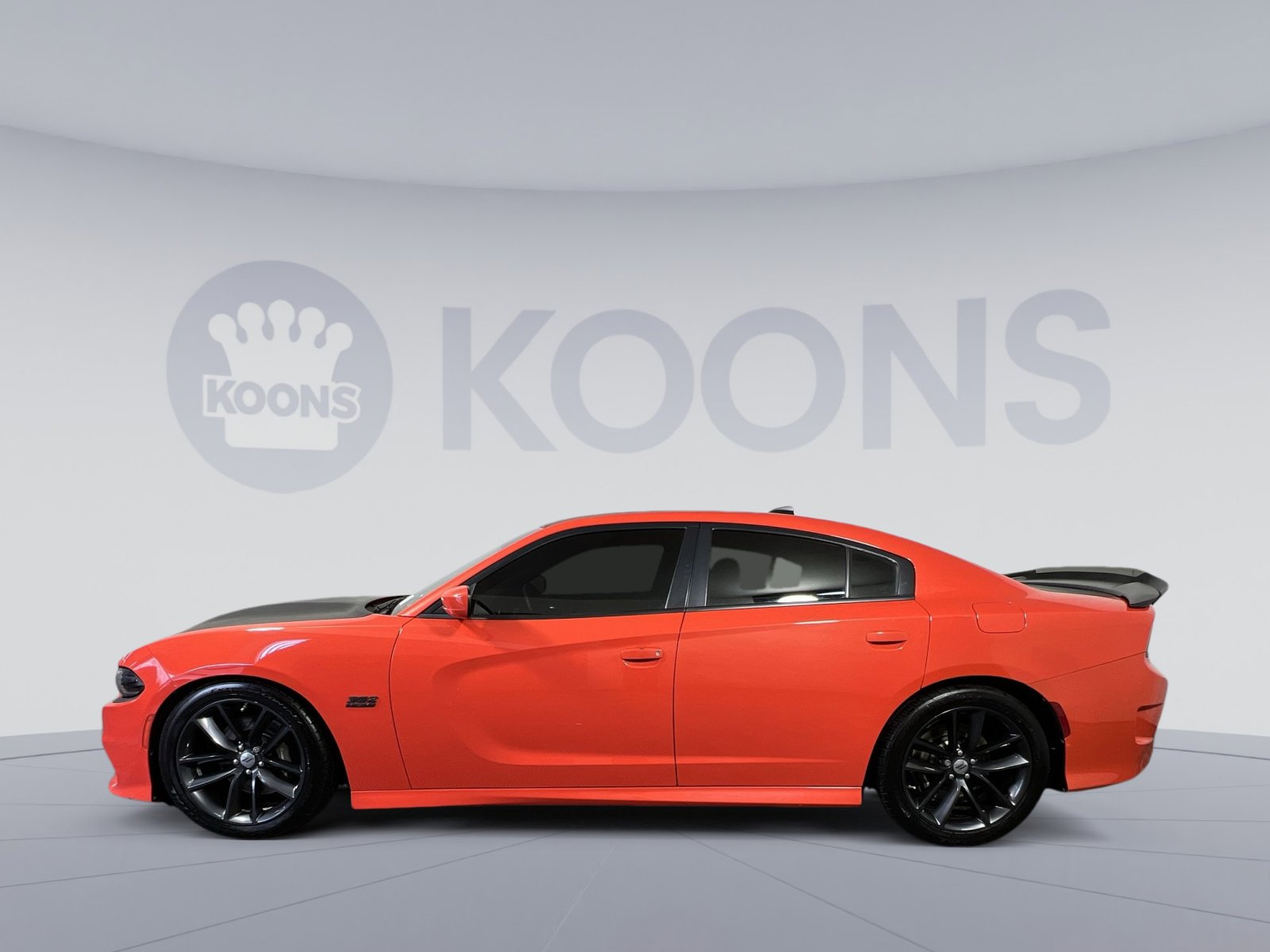 Used 2018 Dodge Charger R/T Scat Pack image 2