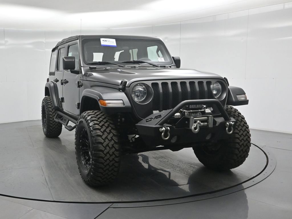 Used 2018 Jeep Wrangler Unlimited Sport image 19