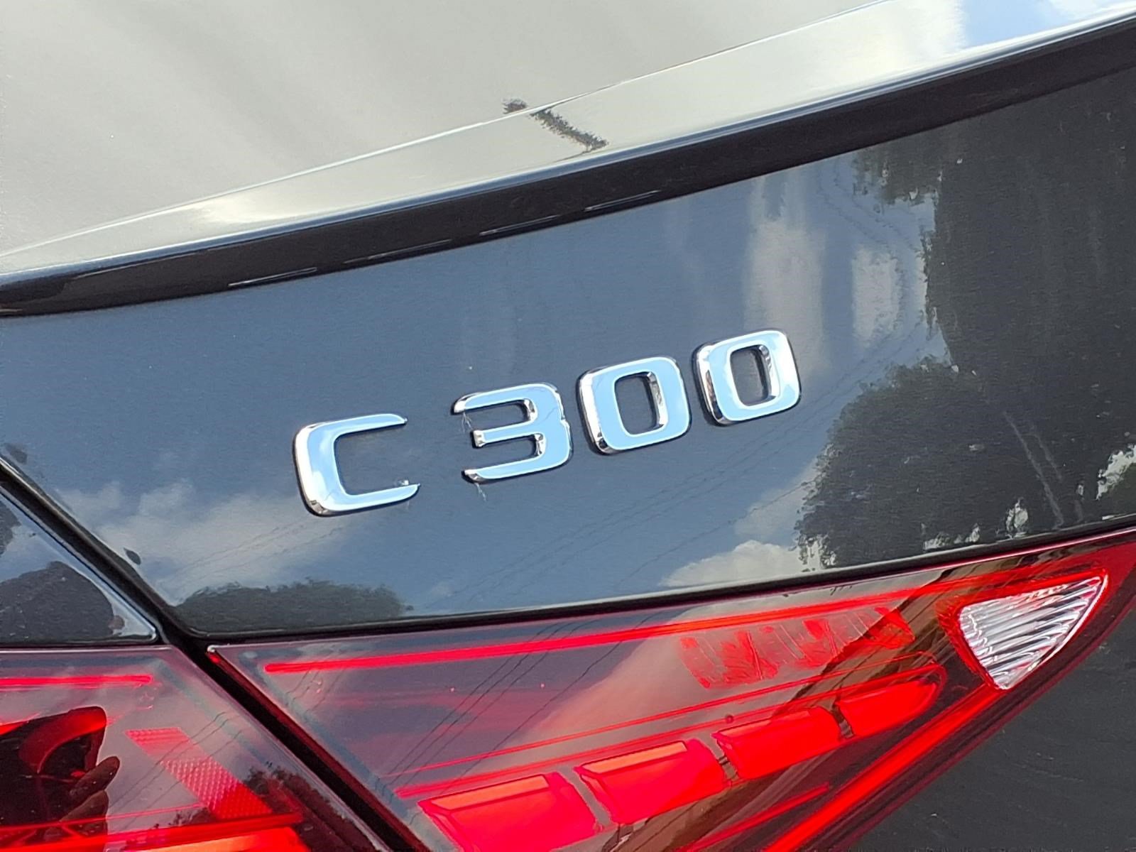 Used 2022 Mercedes-Benz C 300 Sedan w/ AMG Line w/ Night Package image 9