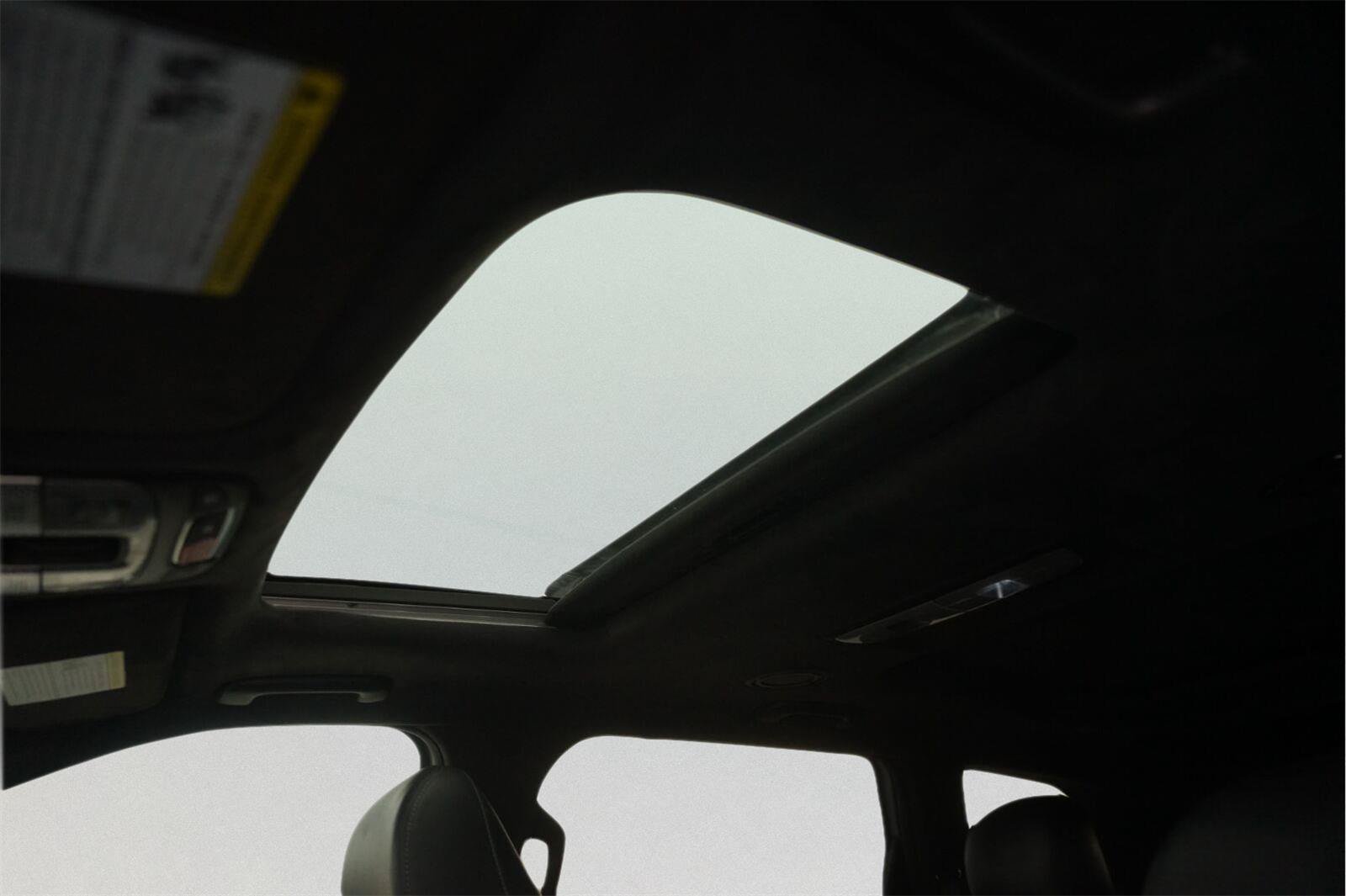 Used 2024 Kia Telluride SX Prestige X-Pro AWD/4WD image 11