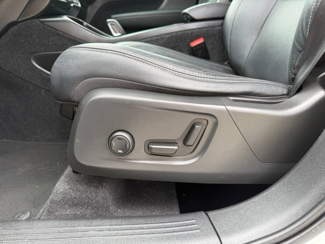 Used 2019 Volvo XC40 T5 Momentum AWD/4WD image 9