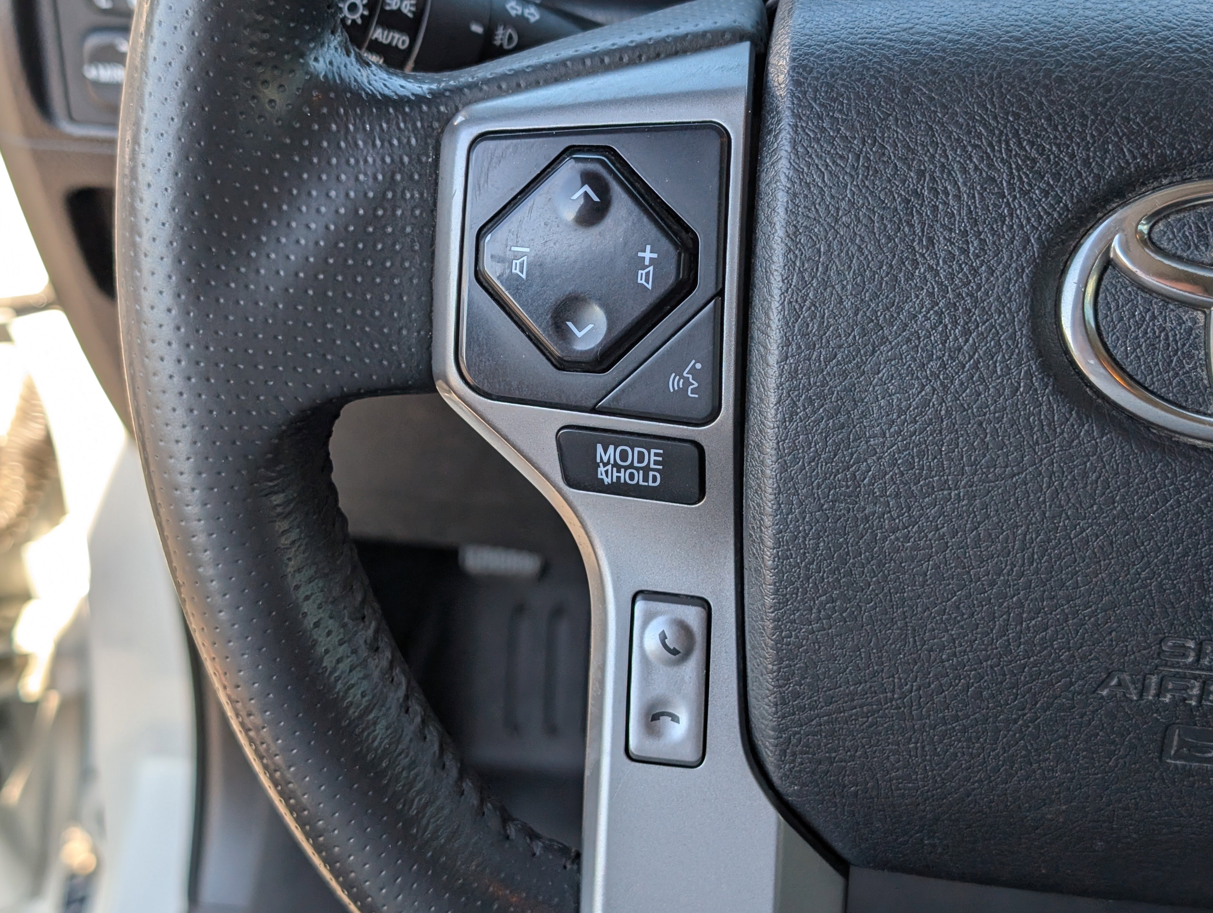 Used 2021 Toyota 4Runner Limited image 20