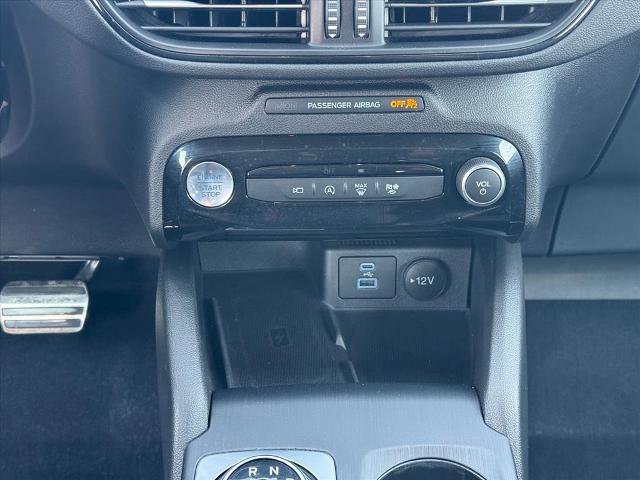 Certified 2023 Ford Escape ST-Line Select w/ Tech Pack #2 image 15