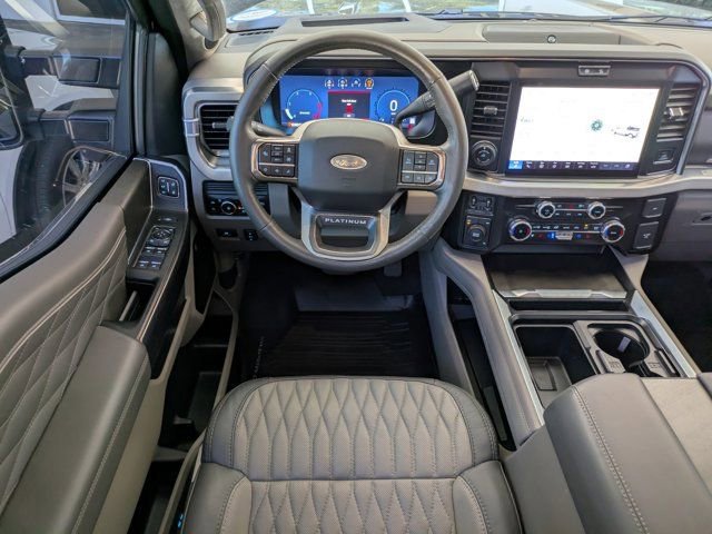 Certified 2025 Ford F450 Platinum w/ Platinum Plus Package image 16