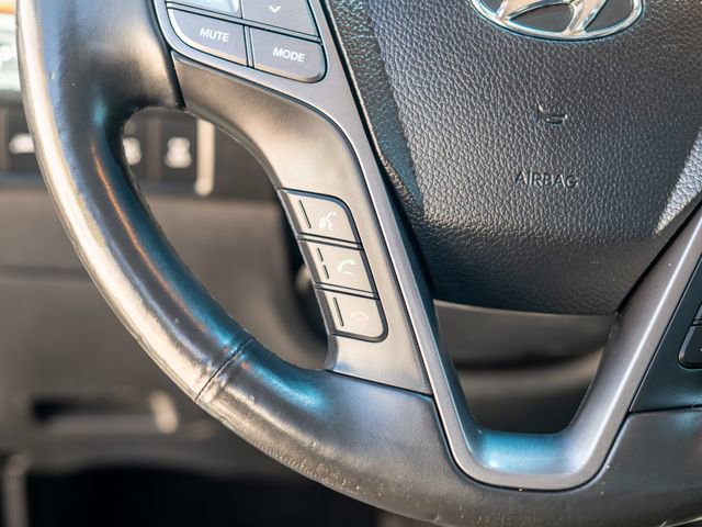 Used 2017 Hyundai Santa Fe Limited AWD/4WD image 28