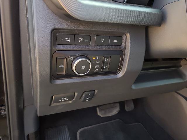 Certified 2024 Ford F250 Platinum AWD/4WD image 24