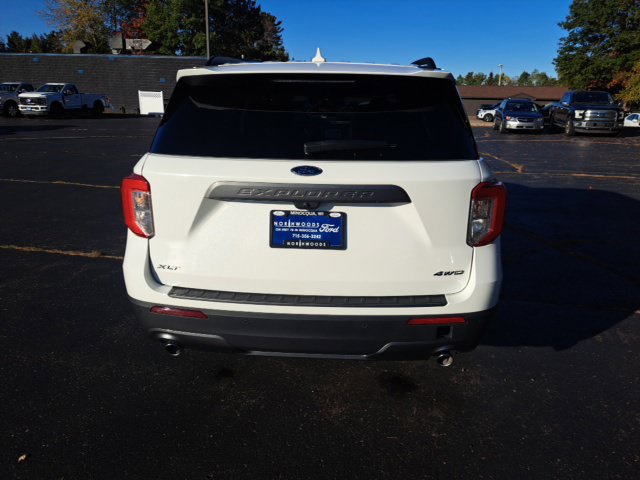 Certified 2024 Ford Explorer XLT w/ Equipment Group 202A AWD/4WD image 7