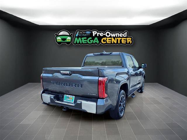 Used 2025 Toyota Tundra Limited AWD/4WD image 25