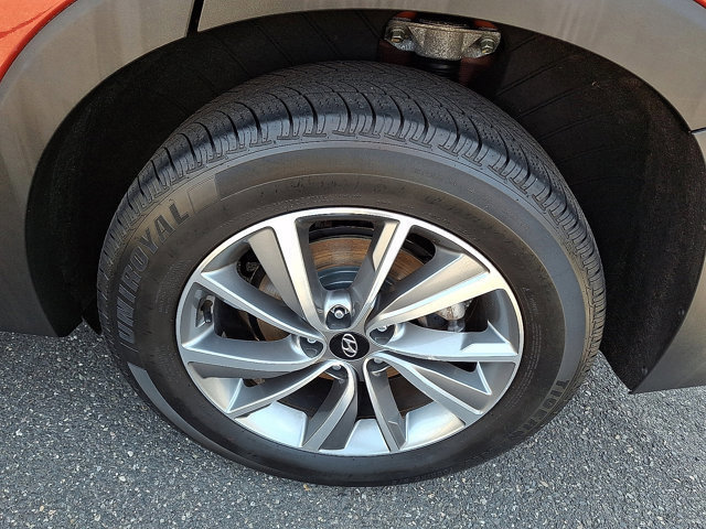 Used 2020 Hyundai Santa Fe SEL w/ Convenience + Premium Package AWD/4WD image 28