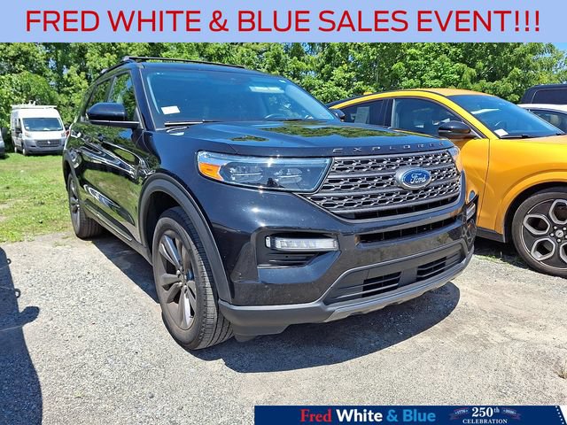 Certified 2023 Ford Explorer XLT w/ Equipment Group 202A