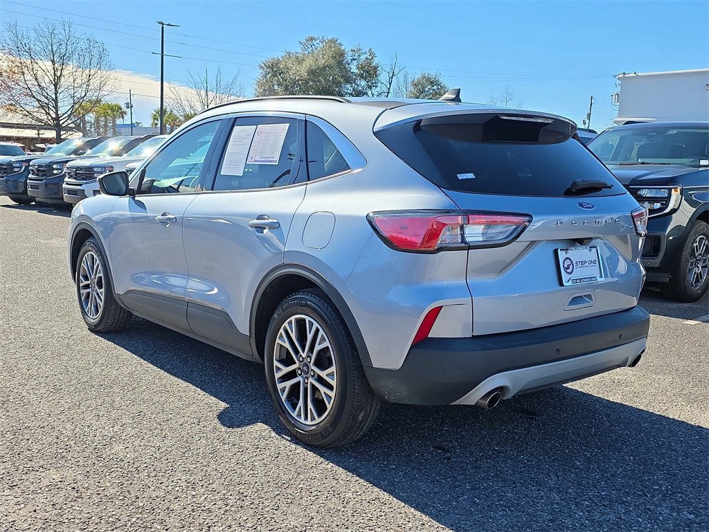 Certified 2022 Ford Escape SEL image 3