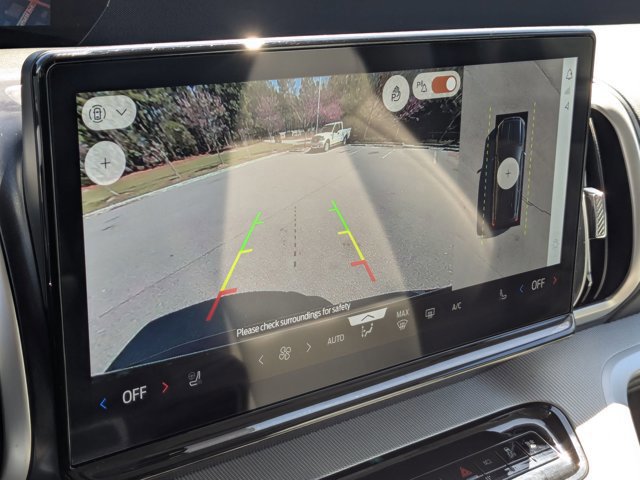 Certified 2025 Ford Expedition Active image 26