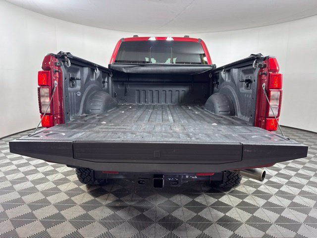 Certified 2022 Ford F350 Lariat w/ Tremor Off-Road Package AWD/4WD image 20