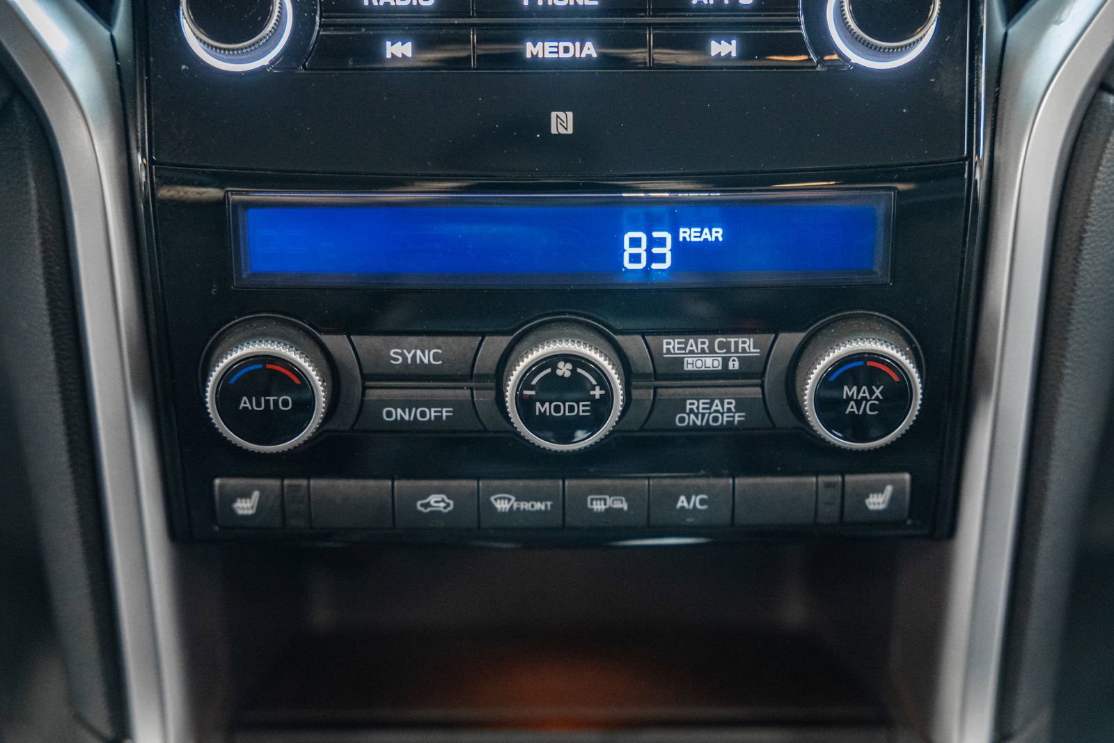 Used 2021 Subaru Ascent Limited AWD/4WD image 30