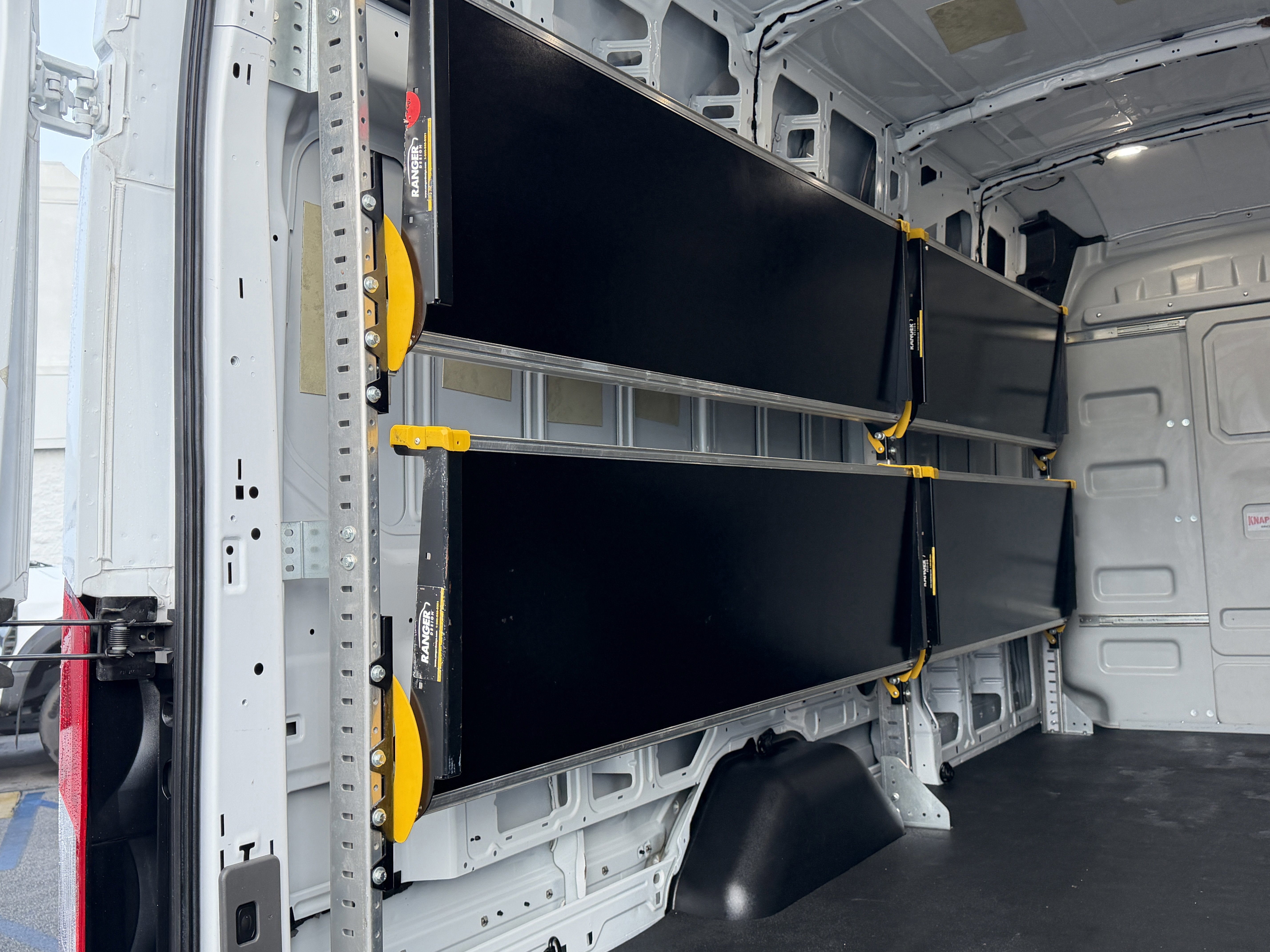 Certified 2020 Ford Transit 350 148 High Roof Extended image 10