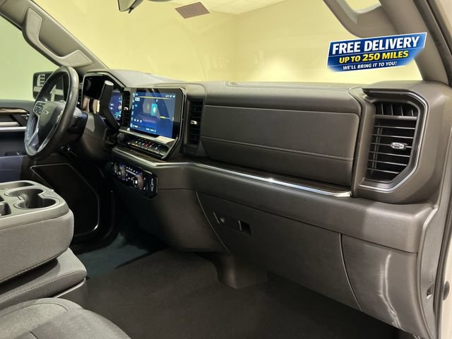 Used 2022 Chevrolet Silverado 1500 RST w/ Z71 Off-Road Package AWD/4WD image 25