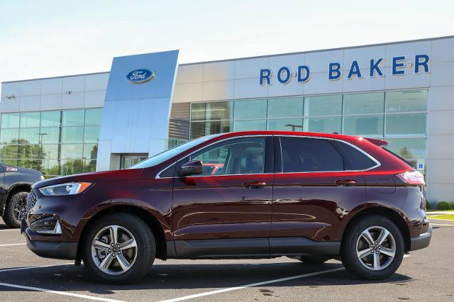 Certified 2023 Ford Edge SEL w/ Convenience Package AWD/4WD image 3