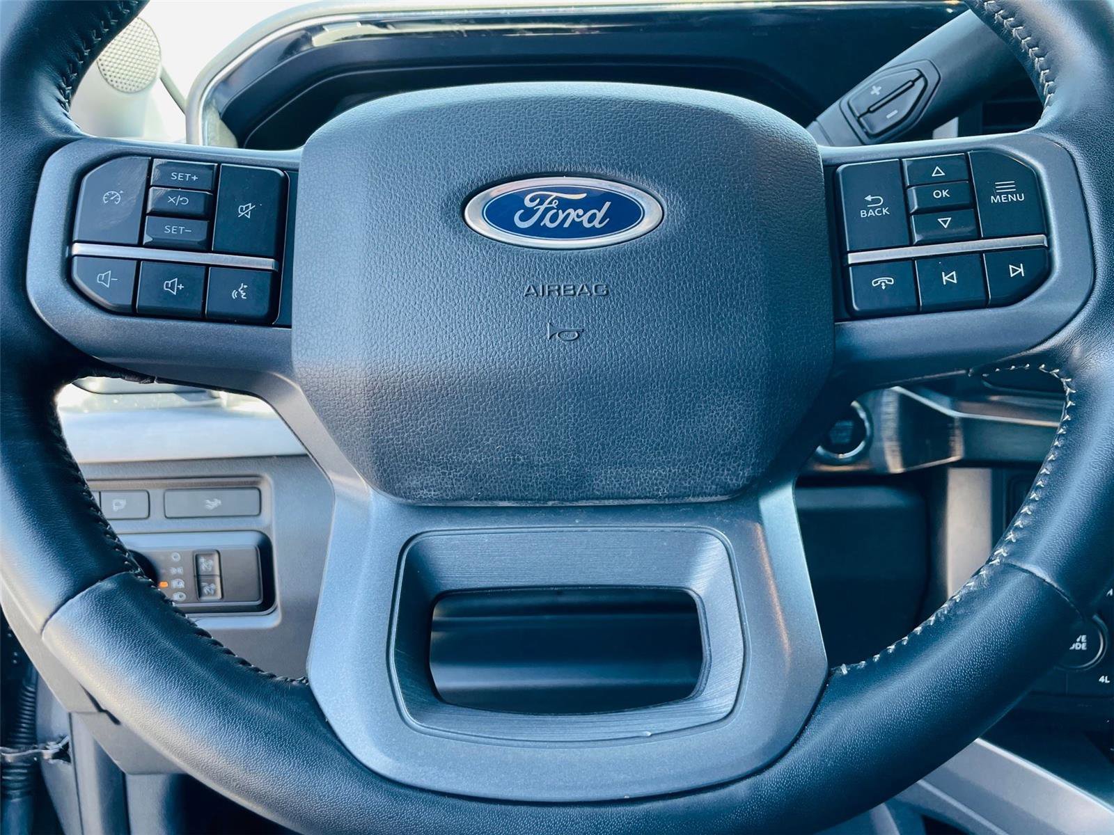 Certified 2024 Ford F250 Lariat w/ Sport Appearance Package AWD/4WD image 9