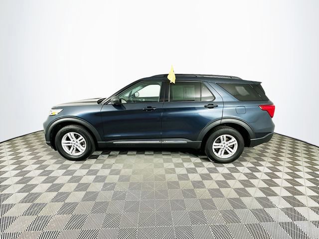 Certified 2023 Ford Explorer XLT w/ Equipment Group 202A image 2