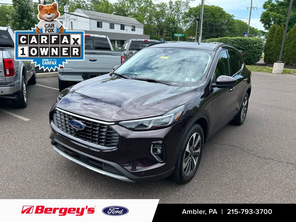 Certified 2023 Ford Escape Platinum AWD/4WD video 1